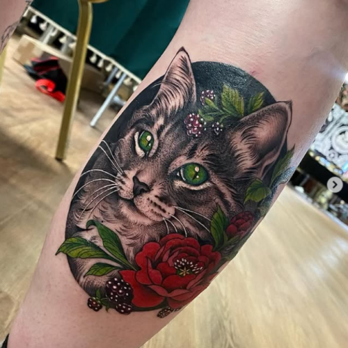 Screenshot 2025-02-14 at 14-37-44 Coral Moon Tattoo (@coralmoon.tattoo) • Instagram photos and videos